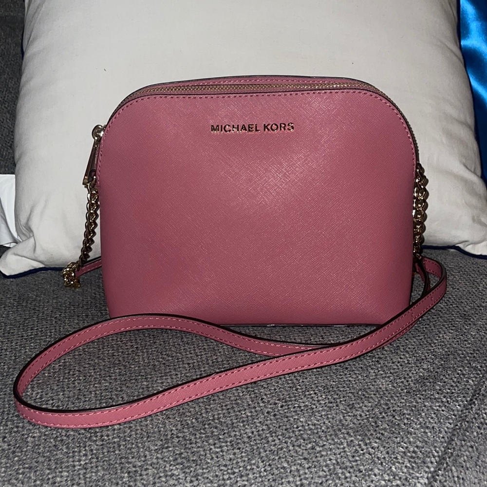 Micheal Kors Crossbody